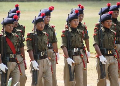 08_presentday_women_parade